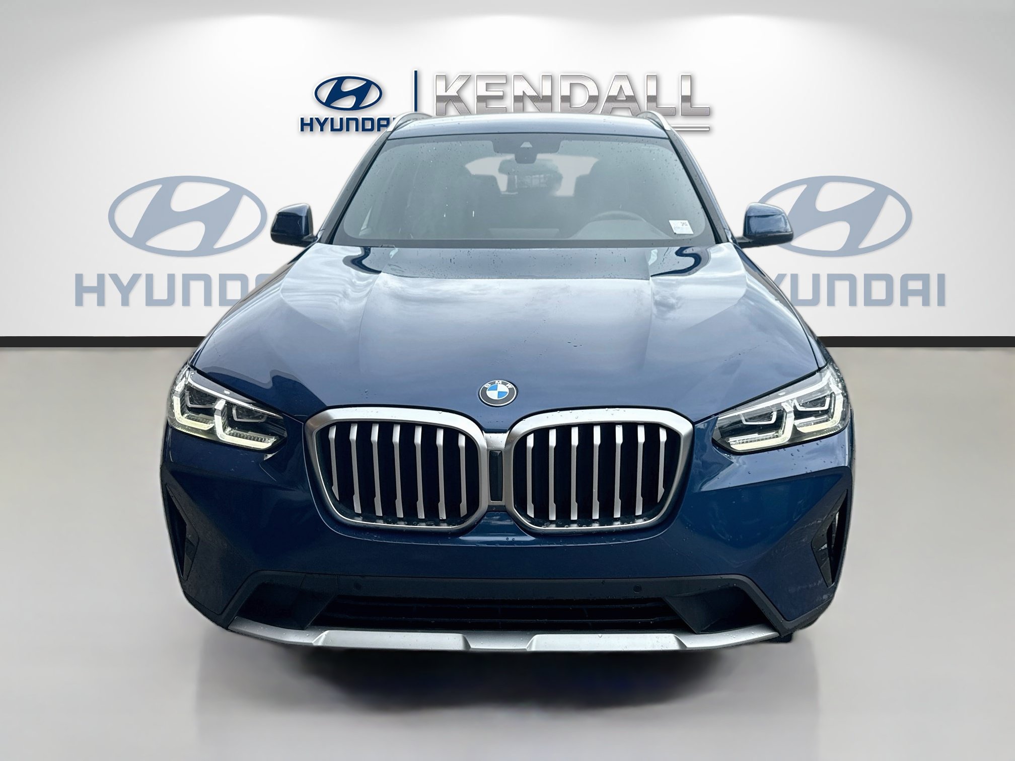 Used 2023 BMW X3 sDrive30i RWD image 2