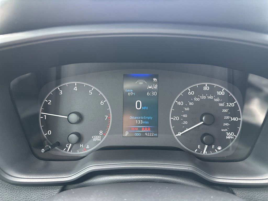 Certified 2025 Toyota Corolla LE FWD image 13