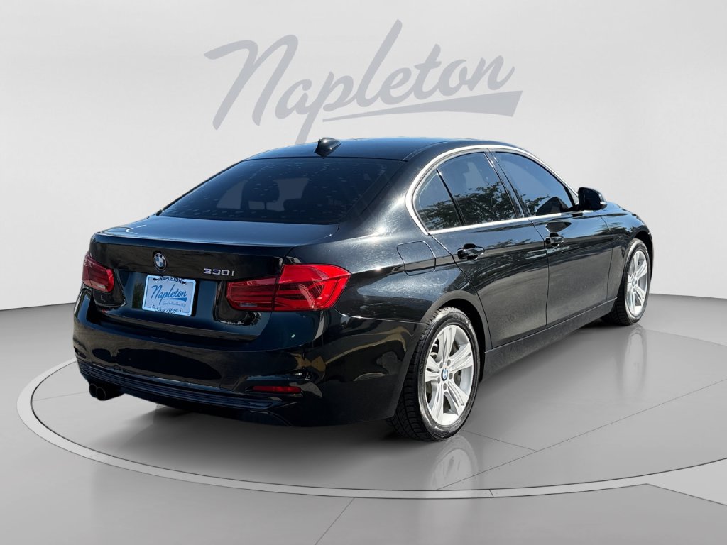 Used 2018 BMW 330i Sedan w/ Convenience Package RWD image 6