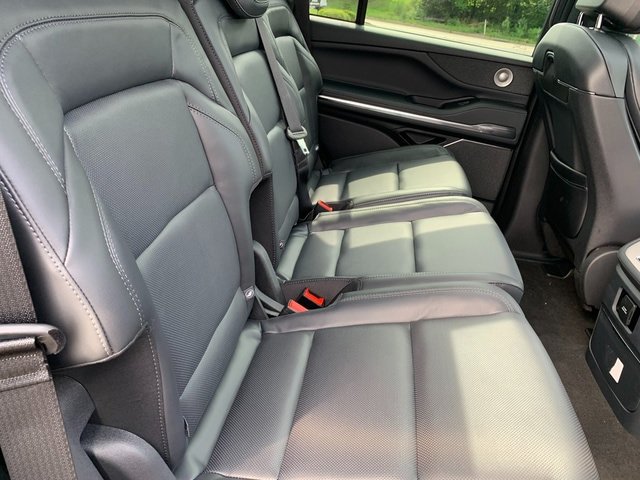 New 2027 Lincoln Navigator Reserve w/ Jet Appearance Package AWD/4WD image 14