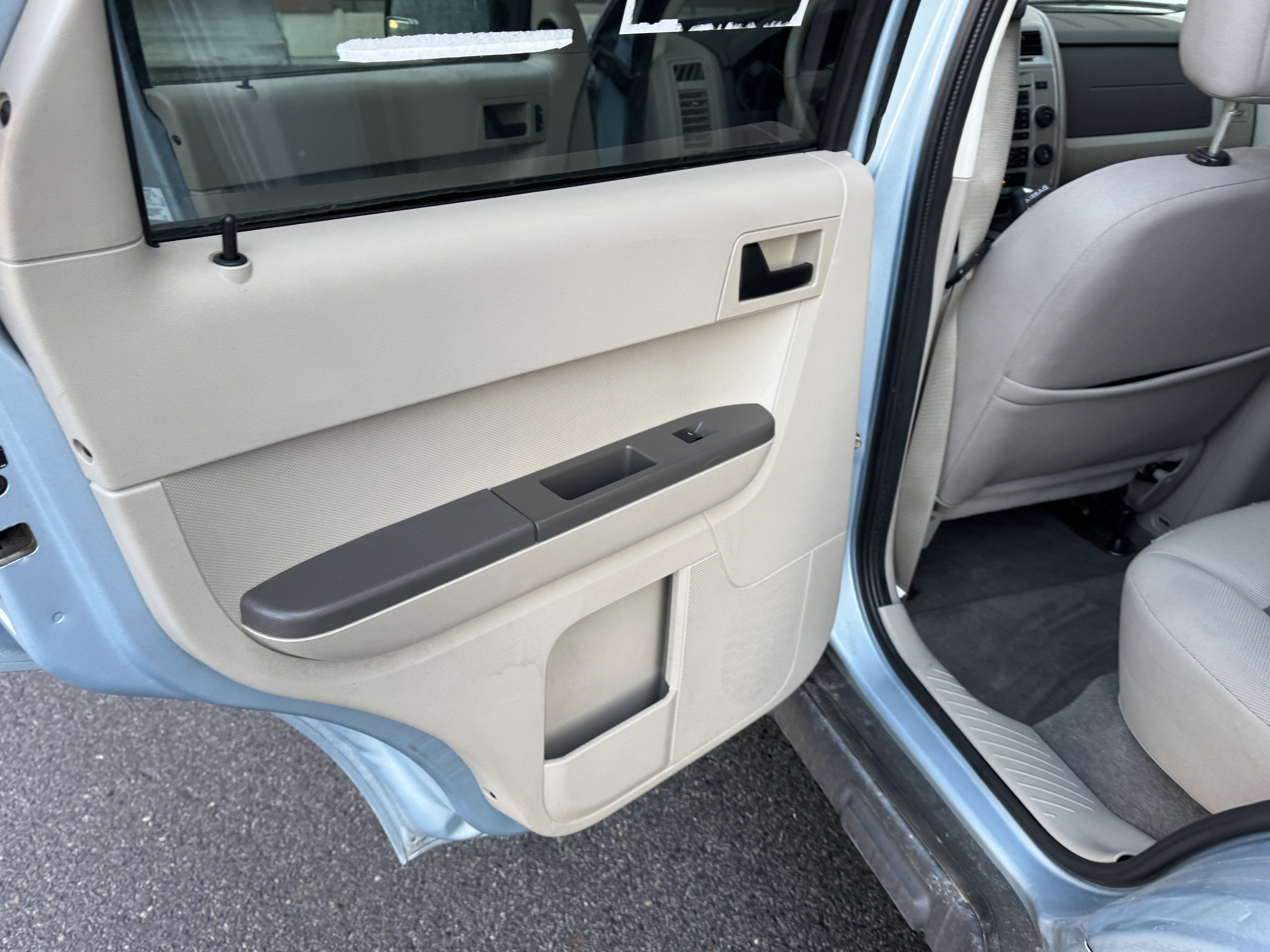 Used 2008 Ford Escape 4WD Hybrid image 28