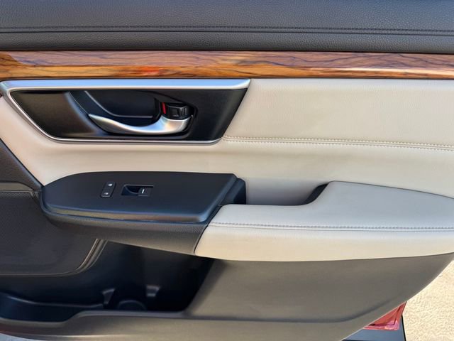 Used 2018 Honda CR-V Touring image 7