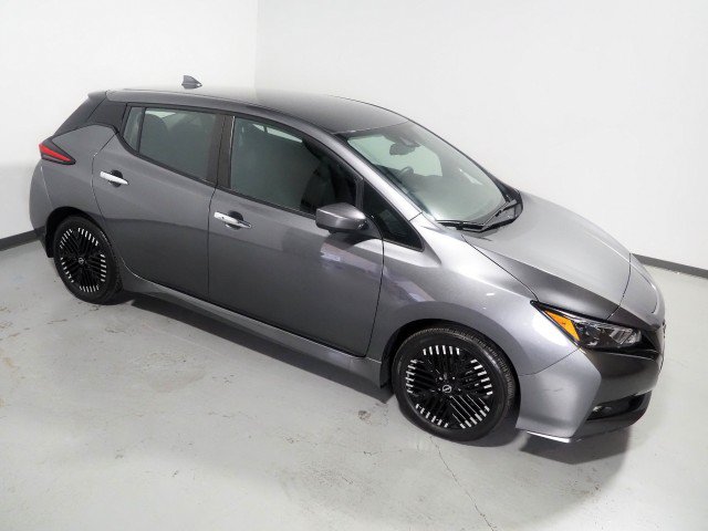 Used 2025 Nissan Leaf SV Plus FWD image 11