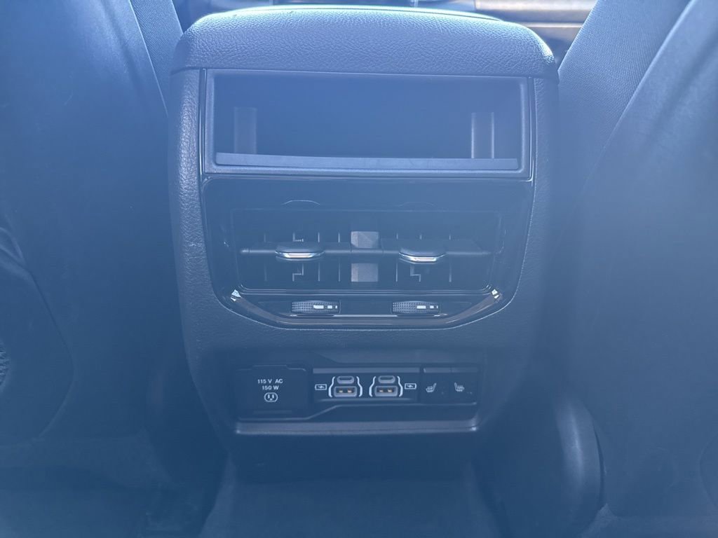 Used 2023 Jeep Grand Cherokee 4WD 4xe image 14