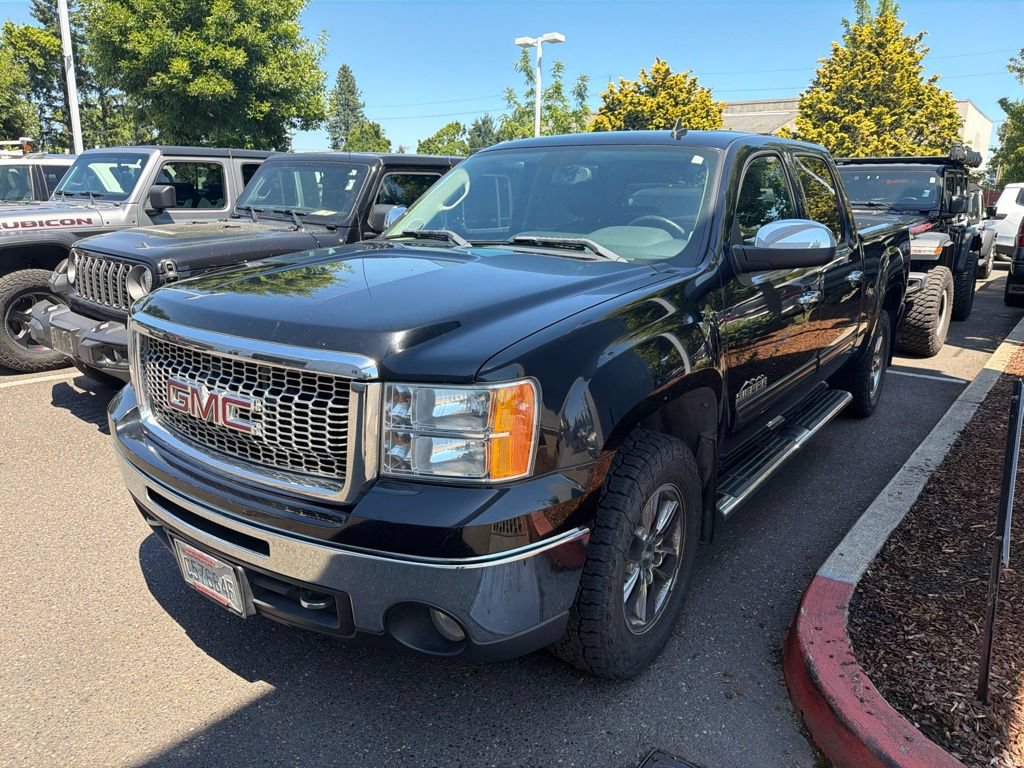 Used 2011 GMC Sierra 1500 SLE w/ Power Tech Package AWD/4WD image 3