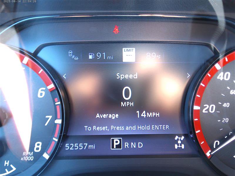 Used 2022 Nissan Titan PRO-4X w/ Pro-4x Convenience Package AWD/4WD image 6