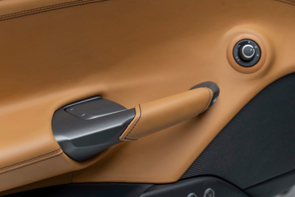 Used 2016 Ferrari 488 GTB image 17