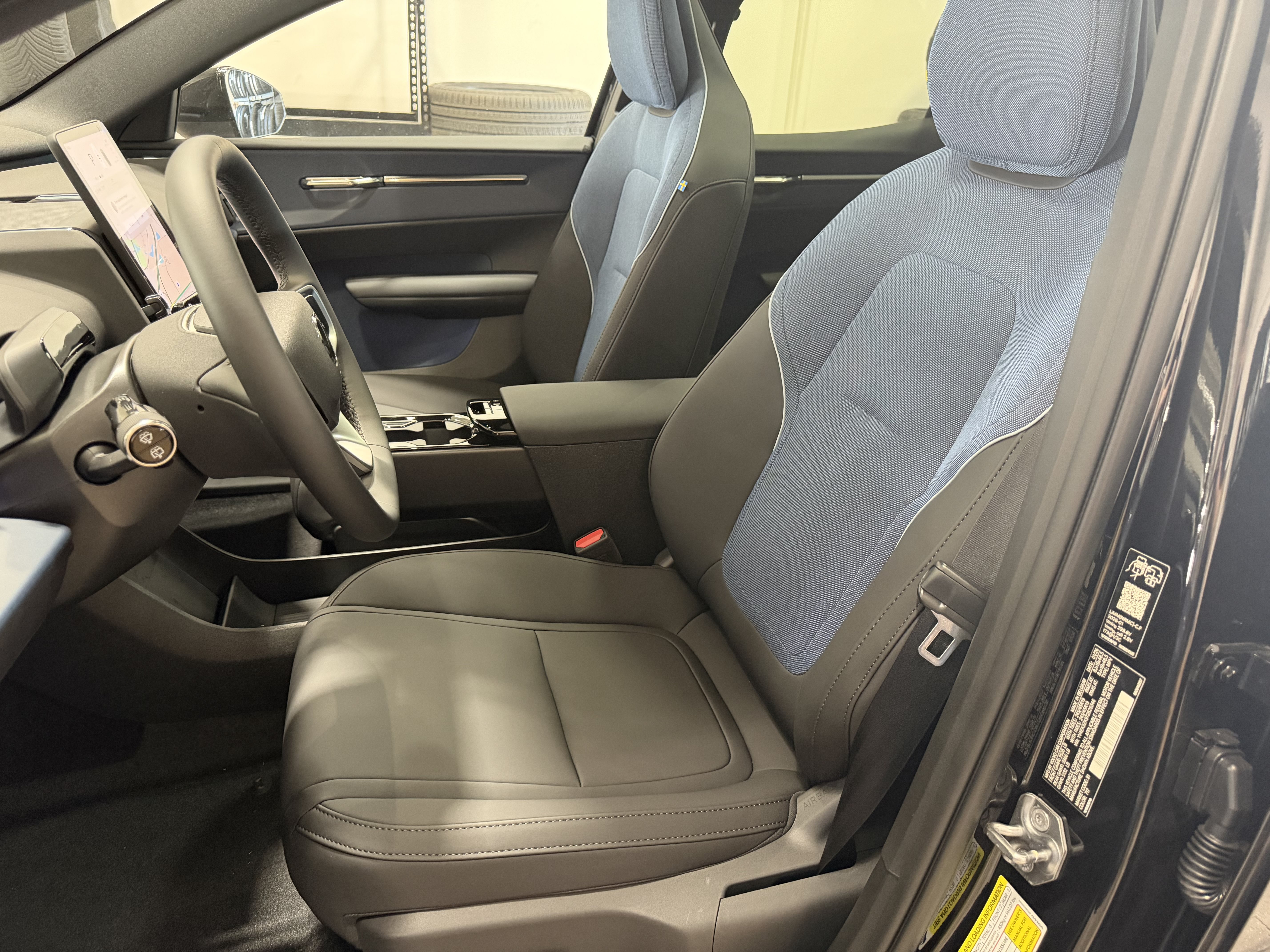 New 2026 Volvo EX30 Plus w/ Protection Package Premier AWD/4WD image 14