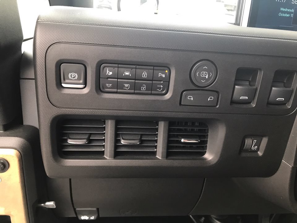 Used 2024 Chevrolet Brightdrop 600 w/ Commercial Equipment Package AWD/4WD image 18
