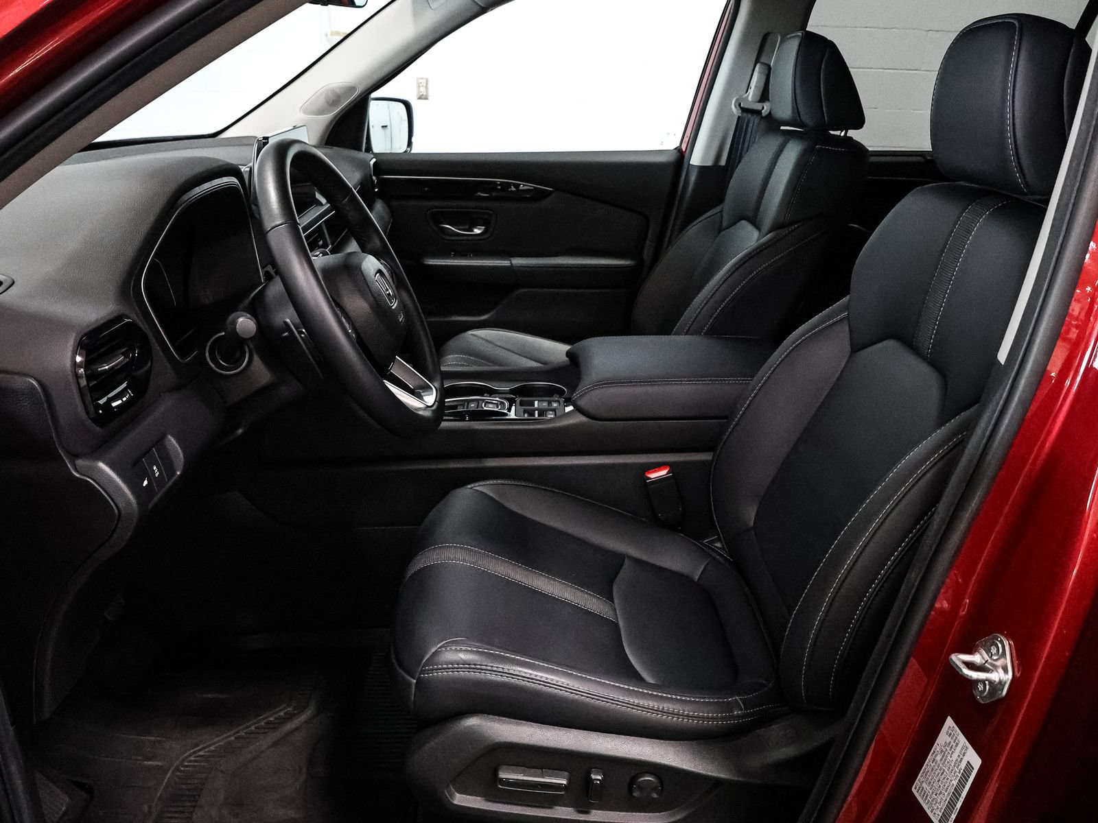 Used 2025 Honda Pilot EX-L image 20