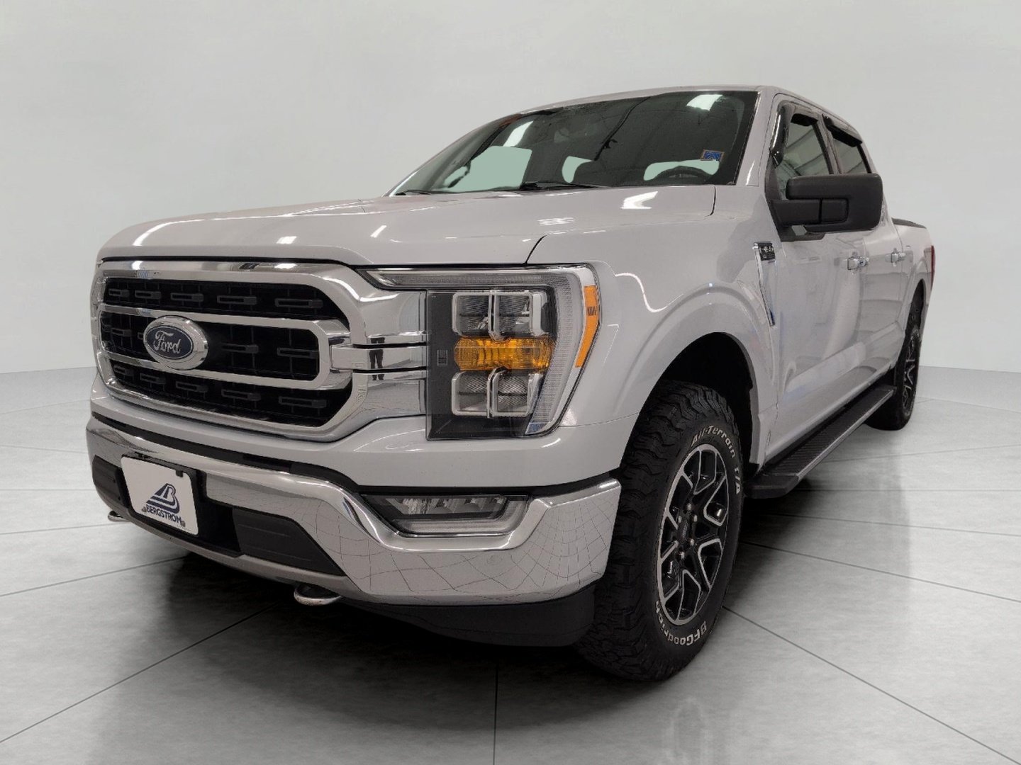 Used 2021 Ford F150 XLT w/ Equipment Group 302A High AWD/4WD image 13
