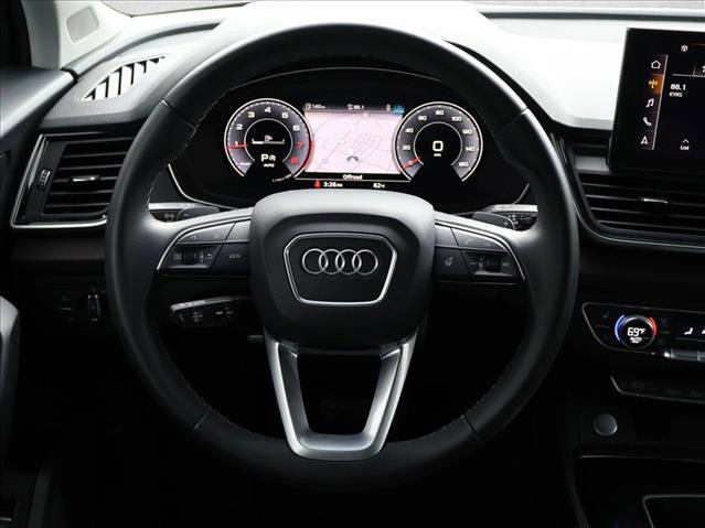 Used 2023 Audi Q5 2.0T Prestige w/ Prestige Package AWD/4WD image 14