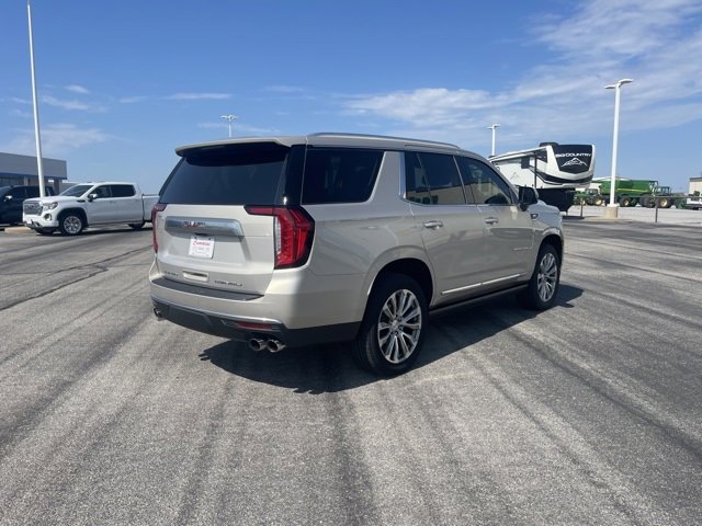 Used 2021 GMC Yukon Denali w/ Denali Premium Package image 5