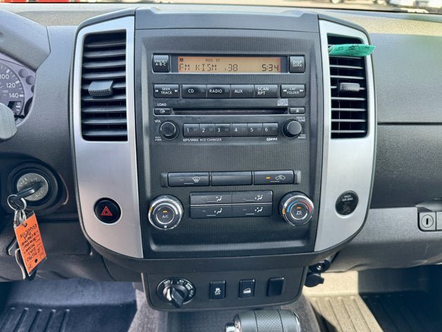 Used 2012 Nissan Frontier SV w/ SV Premium Utility Pkg AWD/4WD image 15