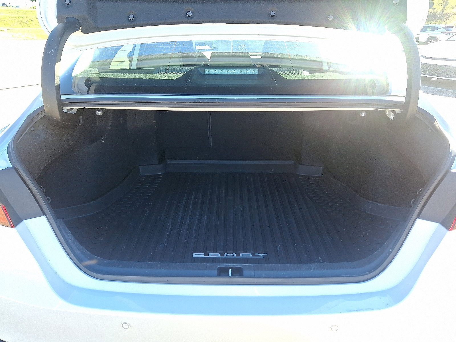 Certified 2021 Toyota Camry XLE w/ Navigation Upgrade Package image 28