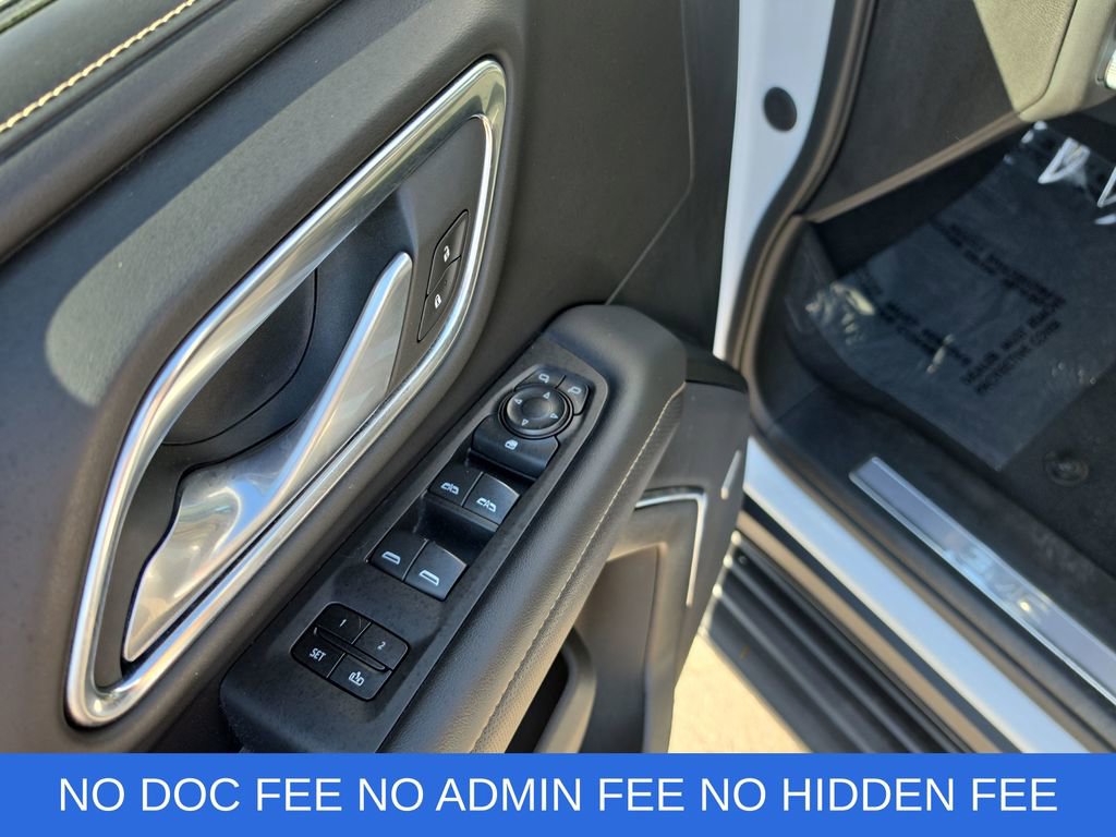 Used 2023 GMC Yukon SLT AWD/4WD image 13