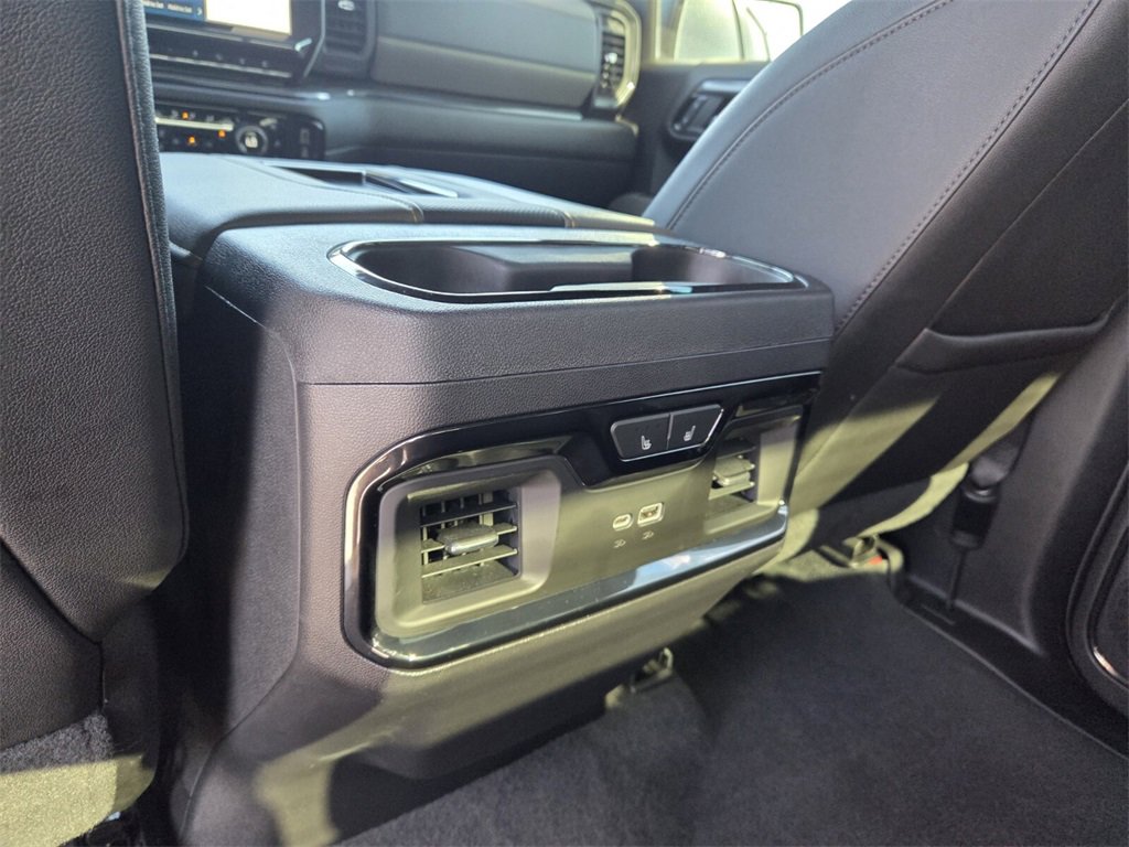 Used 2022 Chevrolet Silverado 1500 ZR2 image 9