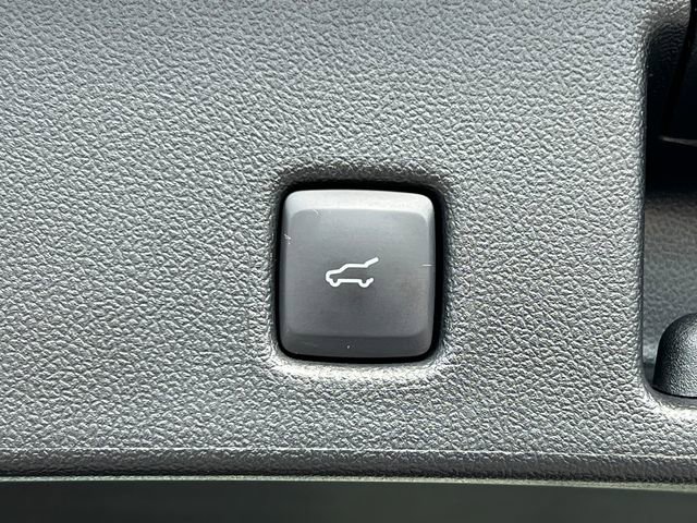 Certified 2024 Ford Escape ST-Line Elite w/ Premium Technology Package image 37