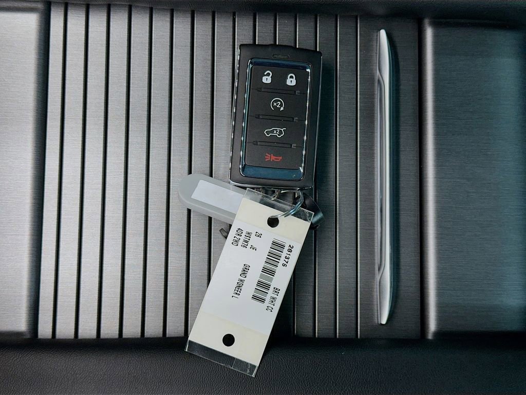 New 2026 Jeep Grand Wagoneer L 2WD image 20