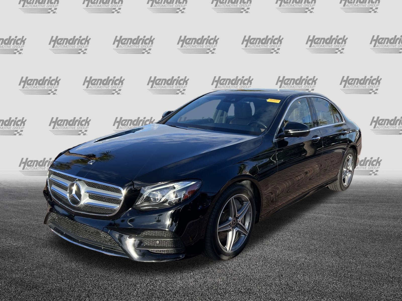 Used 2020 Mercedes-Benz E 350 4MATIC Sedan image 5