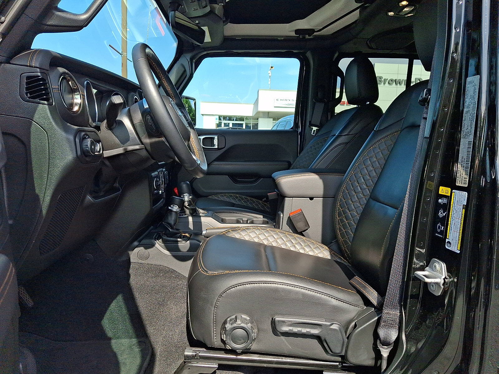 Certified 2022 Jeep Wrangler Unlimited Sahara AWD/4WD image 13