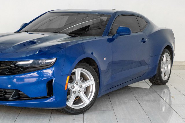 Used 2021 Chevrolet Camaro LT w/ Technology Package RWD image 53