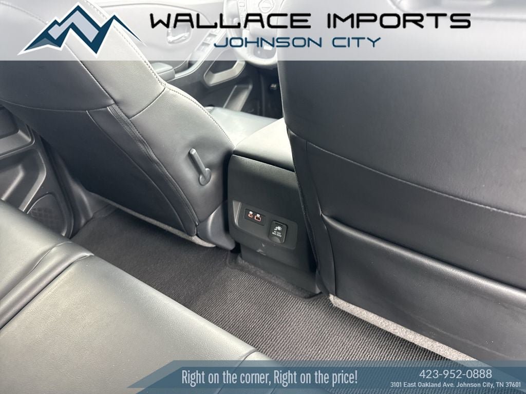 Used 2024 Nissan Frontier SL w/ Technology Package RWD image 38