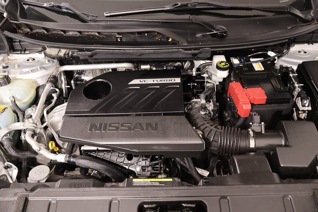 Used 2024 Nissan Rogue SV image 18