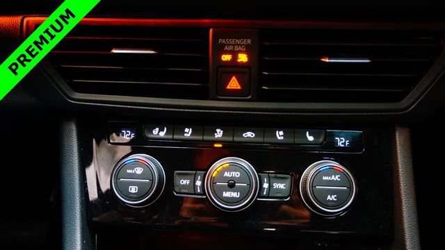 Used 2020 Volkswagen Jetta SEL Premium image 17