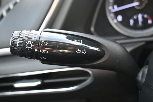 Used 2023 Hyundai Sonata SEL FWD image 37