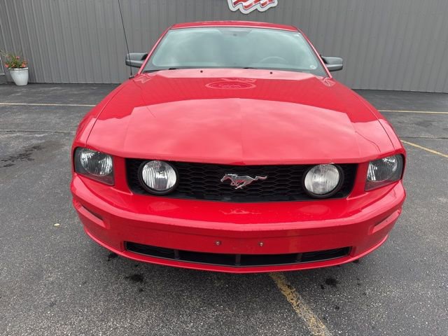 Used 2006 Ford Mustang GT Premium image 2