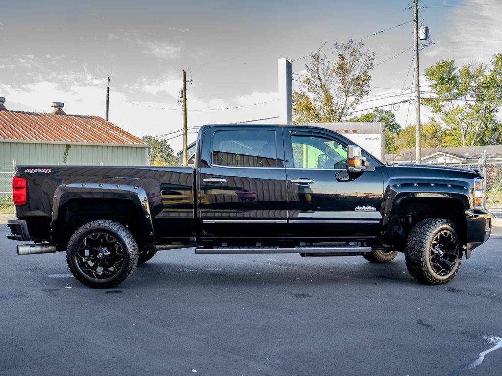 Used 2015 Chevrolet Silverado 2500 High Country w/ Duramax Plus Package AWD/4WD image 2