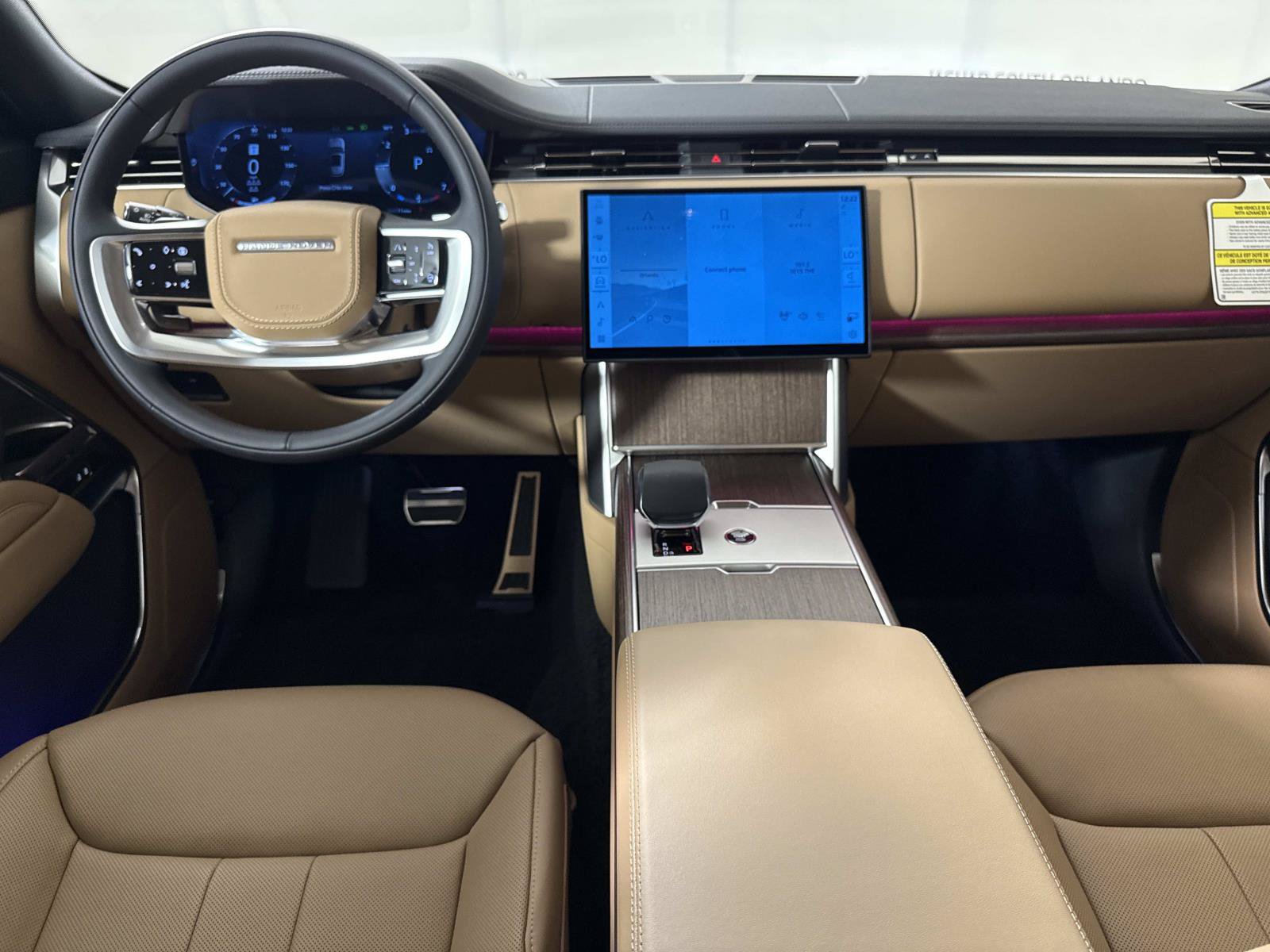 New 2026 Land Rover Range Rover Long Wheelbase SE AWD/4WD image 16
