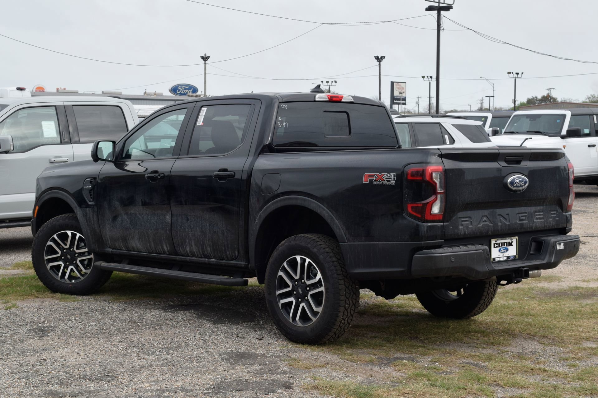 New 2026 Ford Ranger Lariat w/ FX4 Off-Road Package image 4