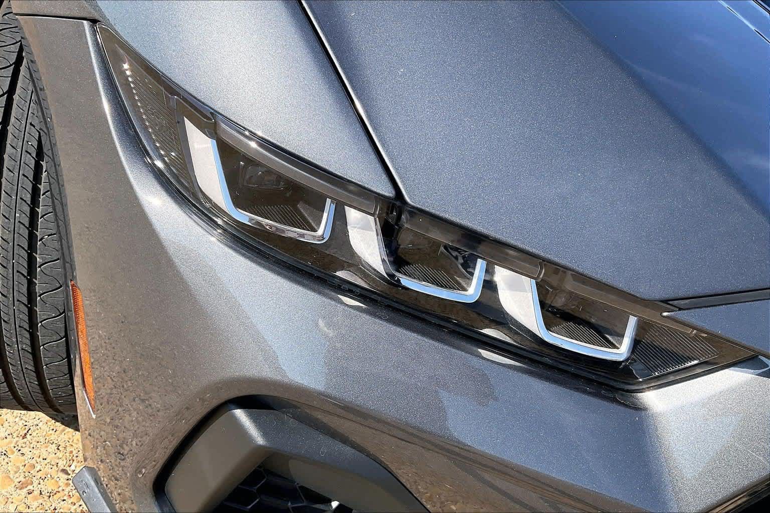 Used 2024 Ford Mustang GT Premium RWD image 28