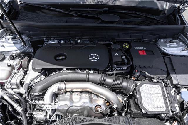 New 2026 Mercedes-Benz GLB 250 4MATIC image 28