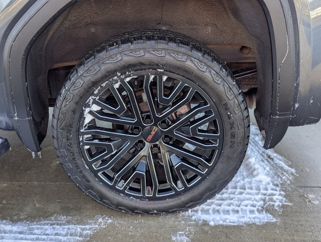 Used 2020 GMC Sierra 1500 SLT w/ SLT Premium Plus Package image 21