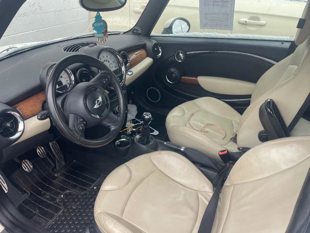 Used 2011 MINI Cooper S image 6