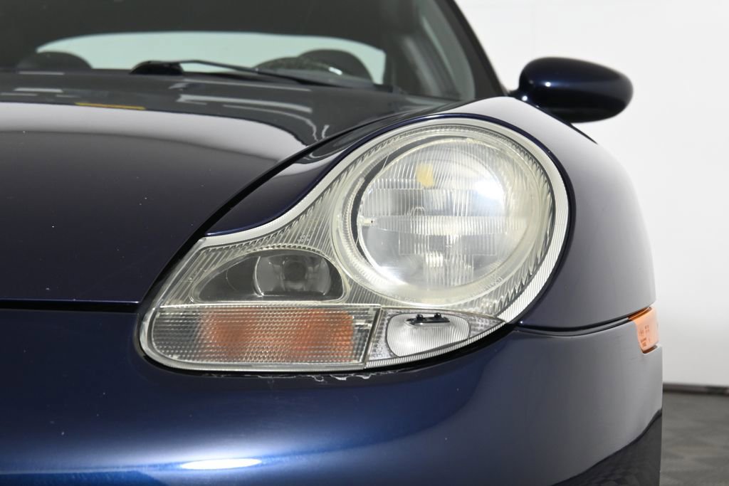 Used 1999 Porsche 911 Carrera 4 image 10
