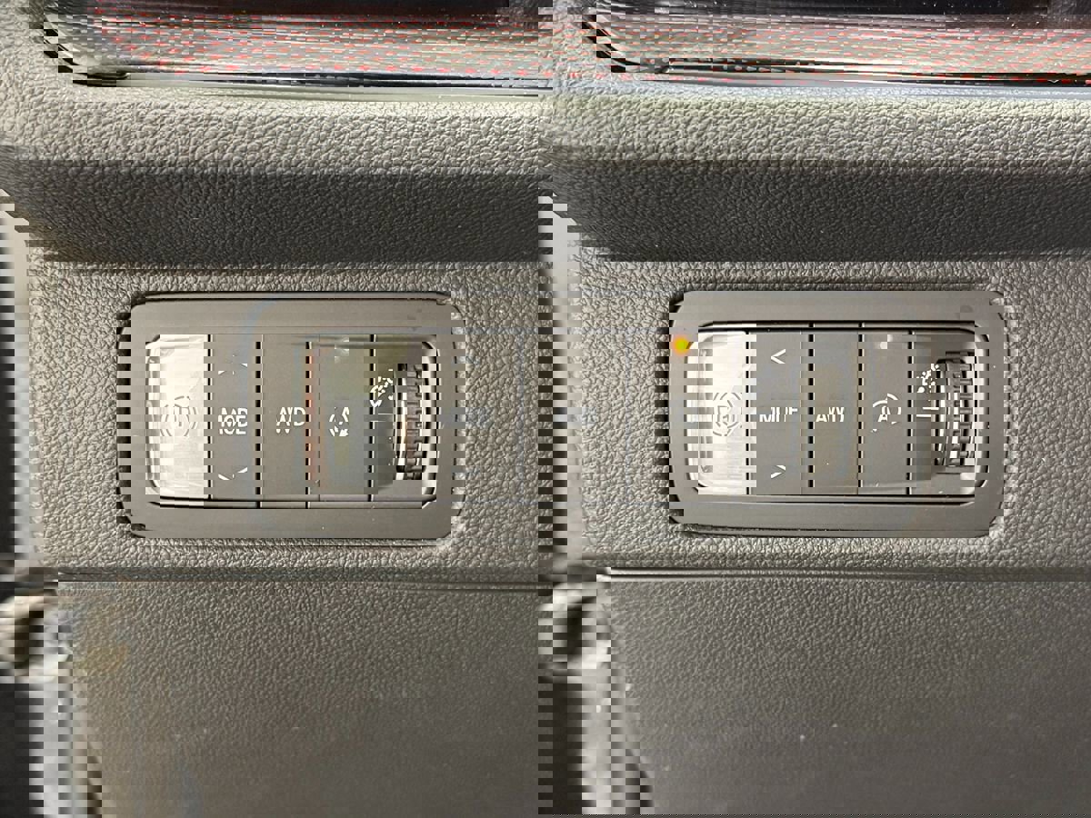 Used 2024 Chevrolet Traverse RS w/ LPO, Floor Liner Package image 28