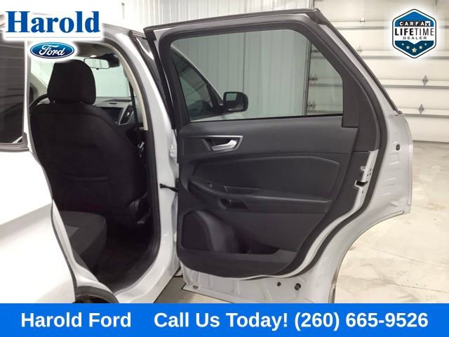 Used 2020 Ford Edge SE FWD image 9