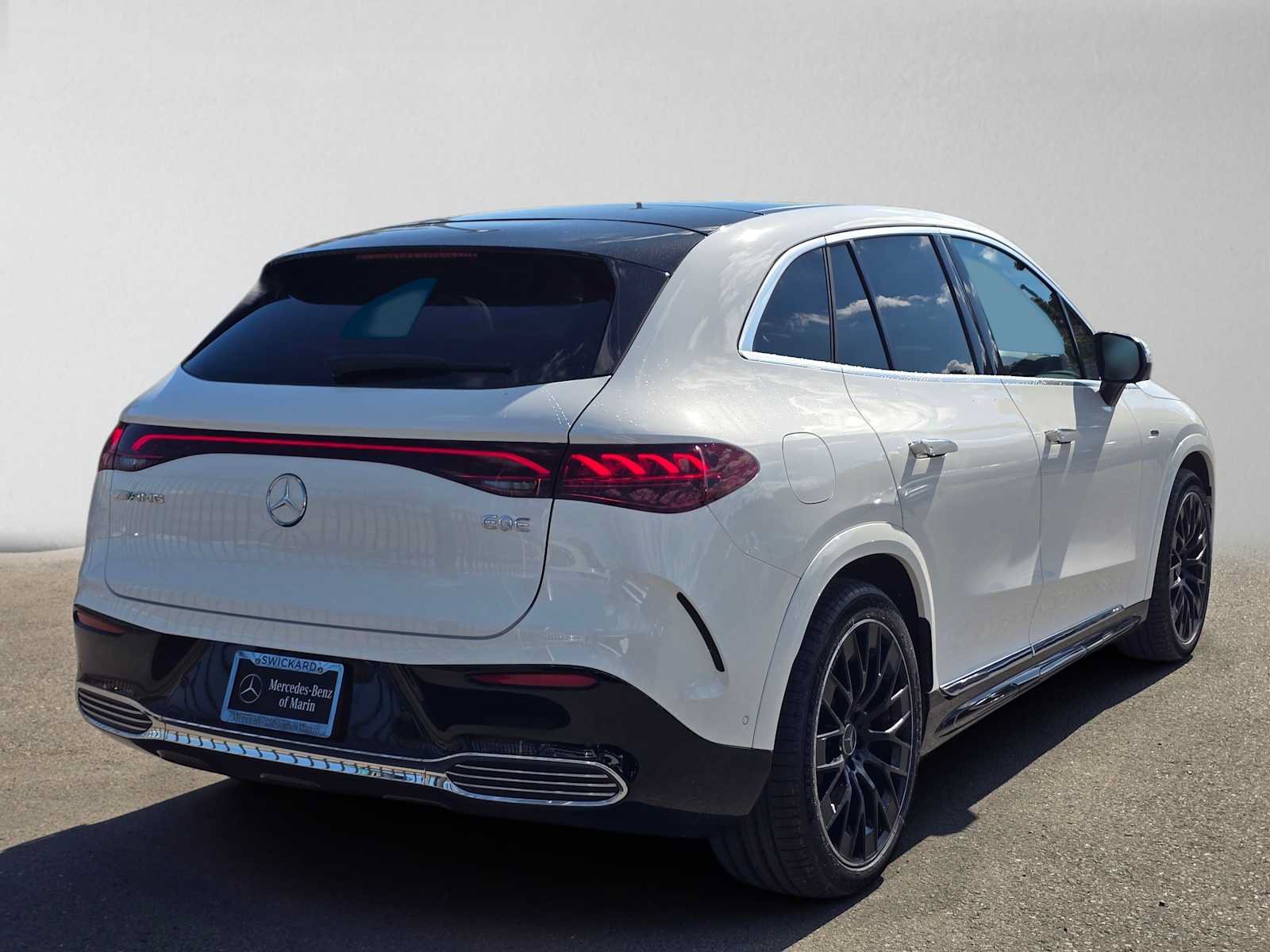 Used 2024 Mercedes-Benz EQE AMG 4MATIC SUV image 3