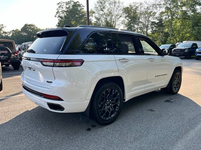 Certified 2025 Jeep Grand Cherokee Summit AWD/4WD image 6