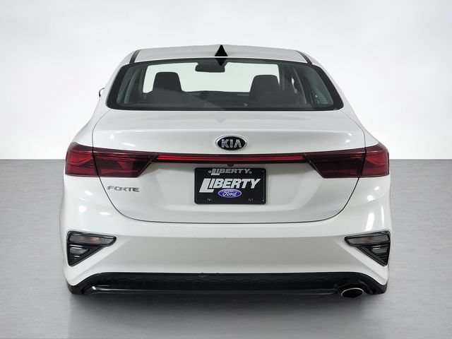 Used 2021 Kia Forte LXS FWD image 4