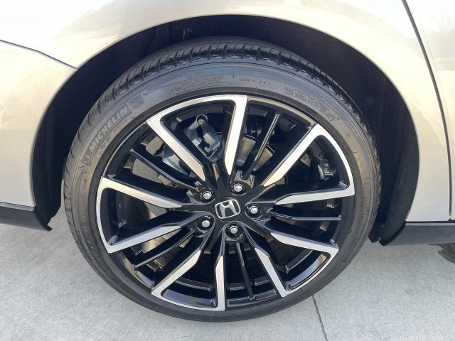 Used 2025 Honda Accord Touring image 33