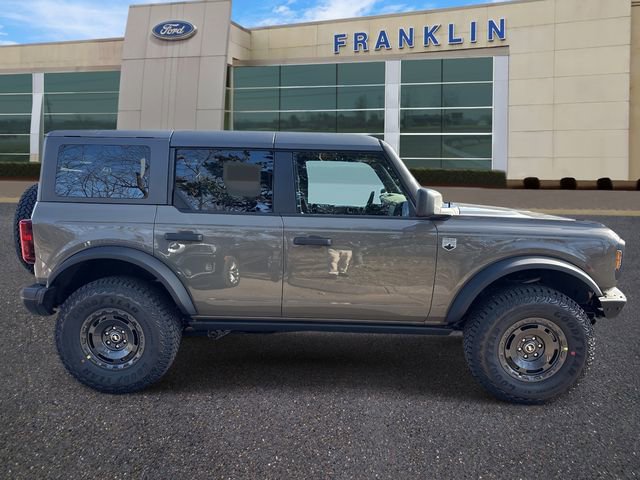 New 2025 Ford Bronco Big Bend w/ Black Diamond Package image 8