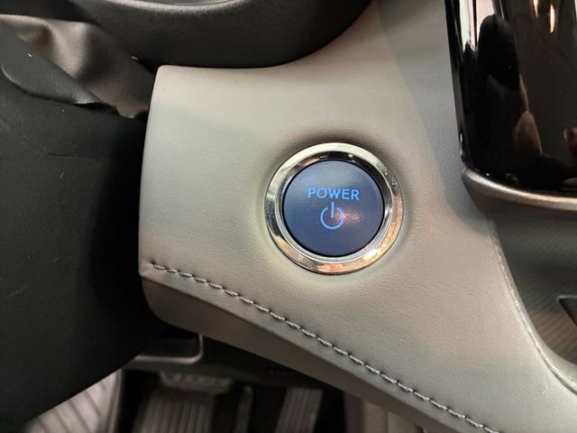 Used 2022 Toyota Highlander XLE AWD/4WD image 24