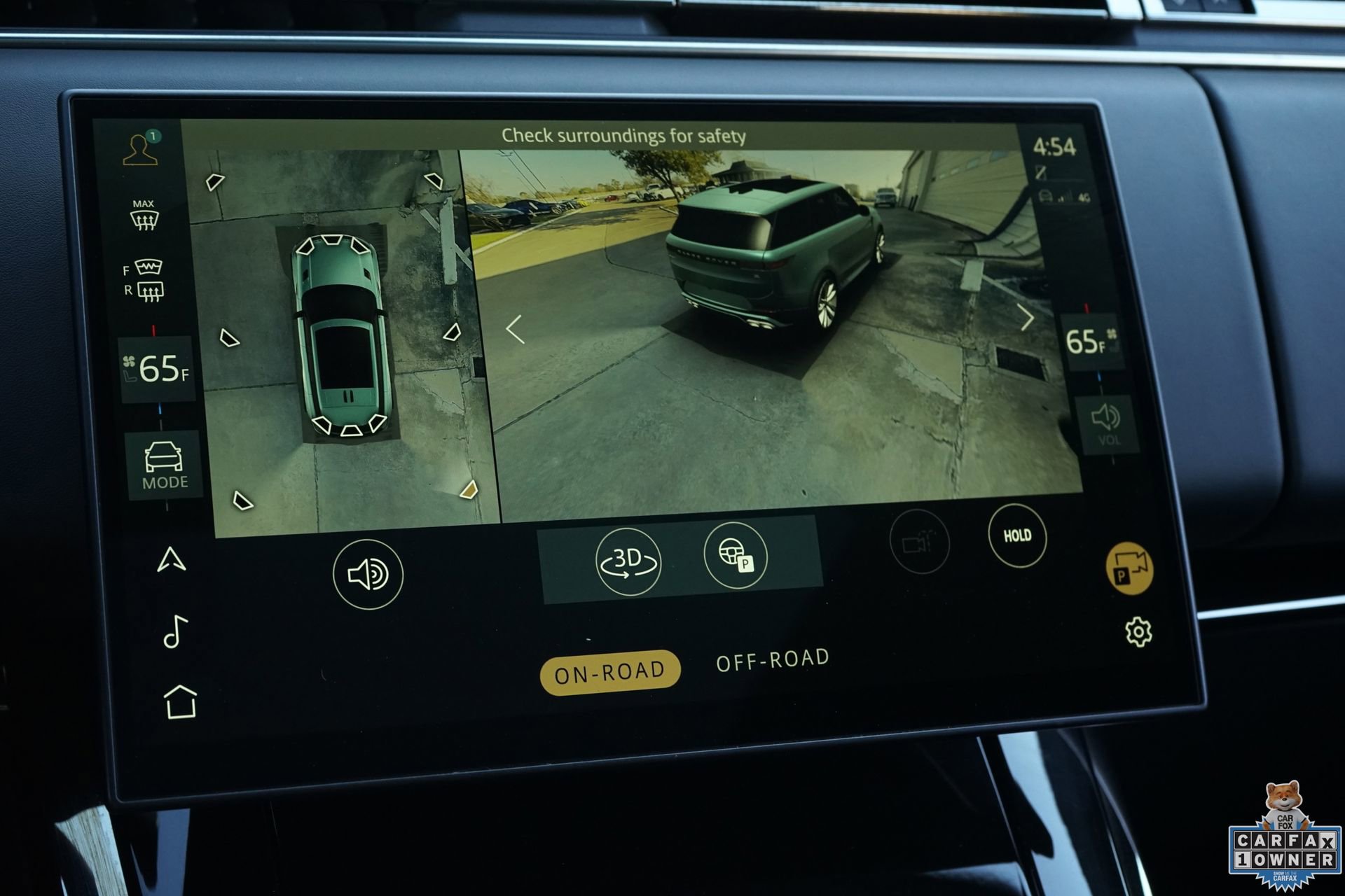 Used 2025 Land Rover Range Rover Sport SE image 16