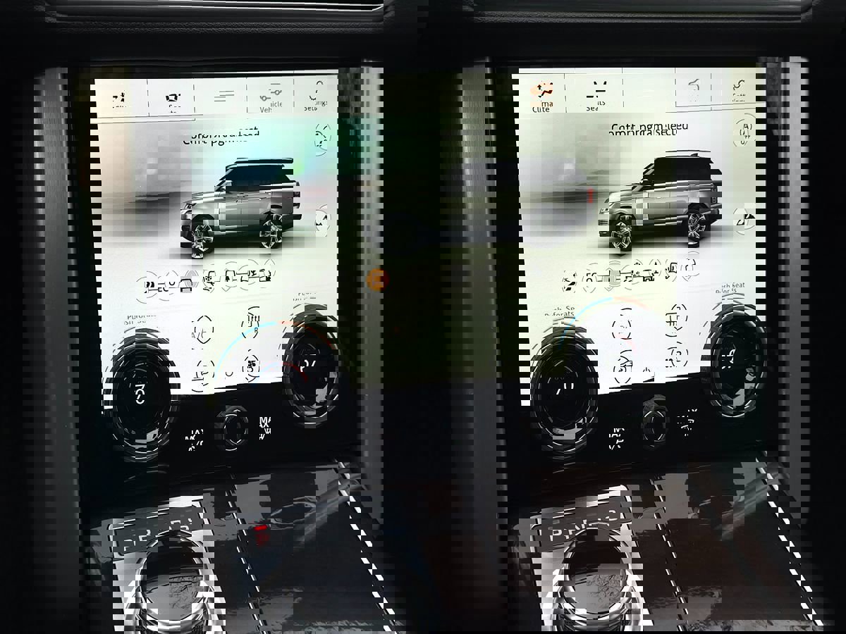 Used 2020 Land Rover Range Rover image 42