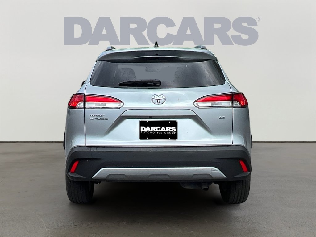 Used 2025 Toyota Corolla Cross LE FWD image 6